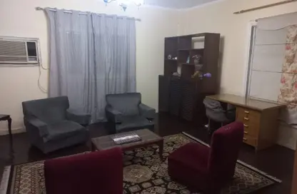 Apartment - 2 Bedrooms - 2 Bathrooms for rent in Sarayat Al Maadi - Hay El Maadi - Cairo