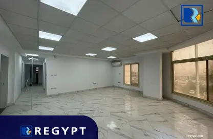 Office Space - Studio - 3 Bathrooms for rent in Al Laselky St. - El Laselky - New Maadi - Hay El Maadi - Cairo