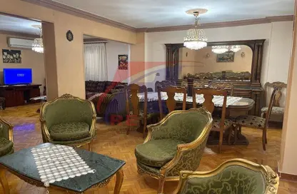 Apartment - 3 Bedrooms - 2 Bathrooms for rent in Hosny Ahmed Khalaf - 6th Zone - Nasr City - Cairo