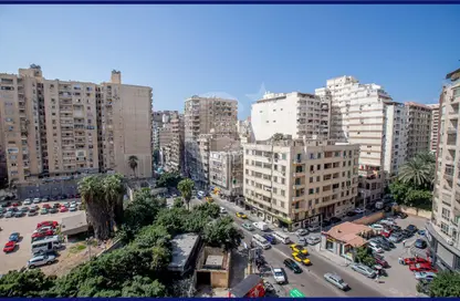 Apartment - 4 Bedrooms - 3 Bathrooms for sale in Abo Qir St. - Glim - Hay Sharq - Alexandria