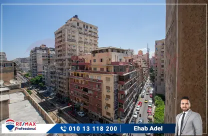 Apartment - 4 Bedrooms - 2 Bathrooms for sale in Abdel Salam Aref St. - Glim - Hay Sharq - Alexandria