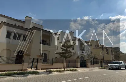 Villa - 3 Bedrooms - 4 Bathrooms for rent in Celesta Hills - Uptown Cairo - Mokattam - Cairo