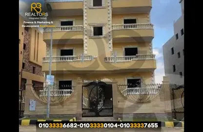 Whole Building - Studio - 6 Bathrooms for sale in 5th District - Sheikh Zayed City - Giza