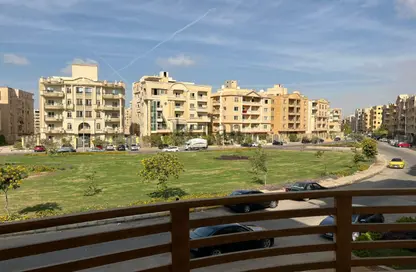 Apartment - 4 Bedrooms - 3 Bathrooms for sale in South Lotus - El Lotus - New Cairo City - Cairo