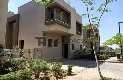 Villa - 3 Bedrooms - 3 Bathrooms for sale in Palm Hills New Cairo - 5th Settlement Compounds - The 5th Settlement - New Cairo City - Cairo