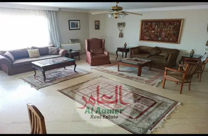 Apartment - 3 Bedrooms - 3 Bathrooms for sale in Degla - Hay El Maadi - Cairo