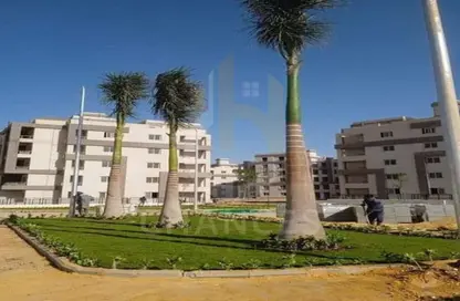 Apartment - 3 Bedrooms - 2 Bathrooms for sale in Cairo University Compound - Sheikh Zayed Compounds - Sheikh Zayed City - Giza