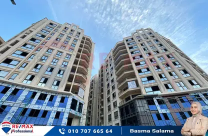 Apartment - 3 Bedrooms - 2 Bathrooms for sale in Al Shohada Square St. - Smouha - Hay Sharq - Alexandria