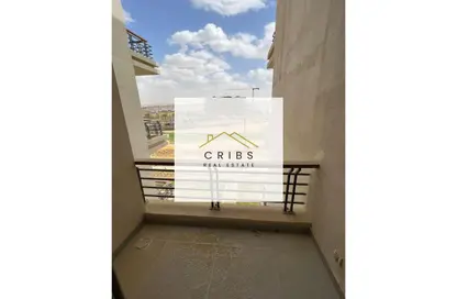 Apartment - 2 Bedrooms - 2 Bathrooms for sale in Uptown Cairo Road - Al Abageyah - El Khalifa - Cairo