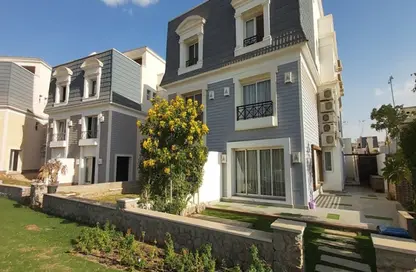 Townhouse - 3 Bedrooms - 3 Bathrooms for sale in Mountain View Chill Out Park - Northern Expansions - 6 October City - Giza