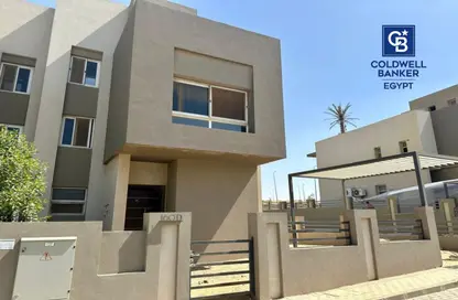 Twin House - 3 Bedrooms - 3 Bathrooms for sale in Etapa - Sheikh Zayed Compounds - Sheikh Zayed City - Giza