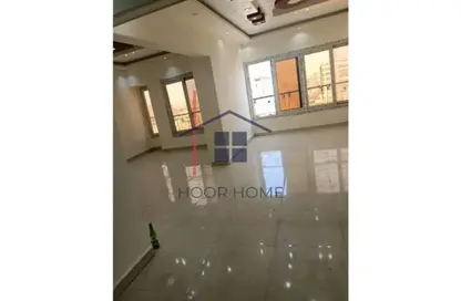 Apartment - 2 Bedrooms - 3 Bathrooms for sale in Al Hegaz St. - El Mahkama Square - Heliopolis - Masr El Gedida - Cairo