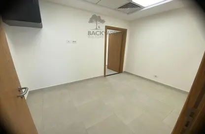 Clinic - Studio - 1 Bathroom for rent in Kazan Plaza - 6 October Compounds - 6 October City - Giza