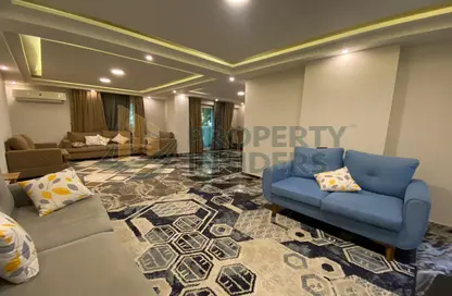 Apartment - 4 Bedrooms - 2 Bathrooms for rent in Abdel Moneim Riad St. - Mohandessin - Giza