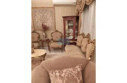 Apartment - 3 Bedrooms - 2 Bathrooms for sale in Al Nasr Road - 1st Zone - Nasr City - Cairo