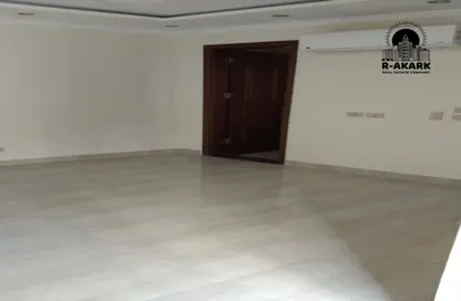 Office Space - Studio - 2 Bathrooms for rent in Al Orouba Tunnel - Roxy - Heliopolis - Masr El Gedida - Cairo