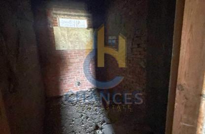 Apartment - 3 Bedrooms - 3 Bathrooms for sale in Al Gazaer St. - New Maadi Extension - Hay El Maadi - Cairo