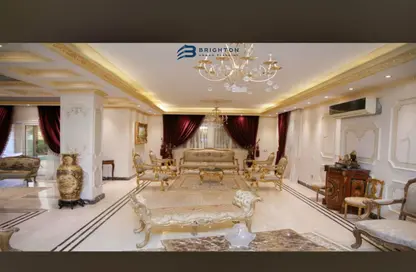 Villa - 5 Bedrooms - 5 Bathrooms for sale in Madinaty - Cairo