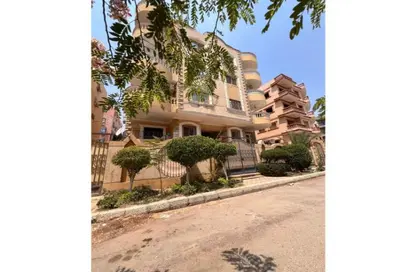 Apartment - 3 Bedrooms - 2 Bathrooms for rent in 7th District - Sheikh Zayed City - Giza