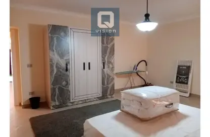 Apartment - 3 Bedrooms - 2 Bathrooms for rent in Zahraa Al Maadi St. - Degla - Hay El Maadi - Cairo