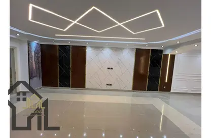 Apartment - 4 Bedrooms - 2 Bathrooms for sale in Gate 2 - Khafre - Hadayek El Ahram - Giza