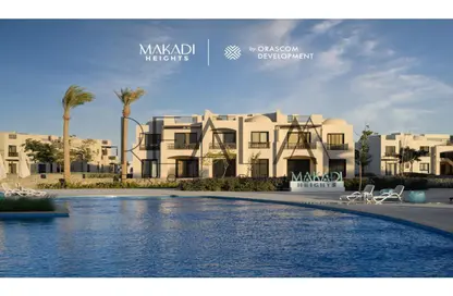 Chalet - 2 Bedrooms - 3 Bathrooms for sale in Makadi Orascom Resort - Makadi - Hurghada - Red Sea