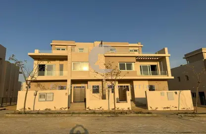 Townhouse - 4 Bedrooms - 5 Bathrooms for sale in Tawny Hyde Park - 6 October Compounds - 6 October City - Giza