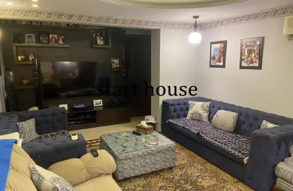 Apartment - 3 Bedrooms - 2 Bathrooms for sale in Al Laselky St. - El Laselky - New Maadi - Hay El Maadi - Cairo