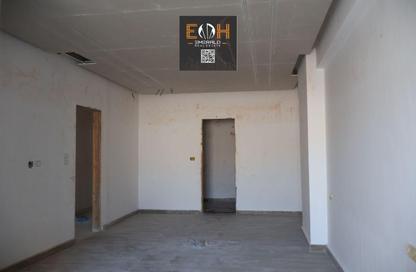 Apartment - 2 Bedrooms - 1 Bathroom for sale in El Hadaba District - Hurghada - Red Sea