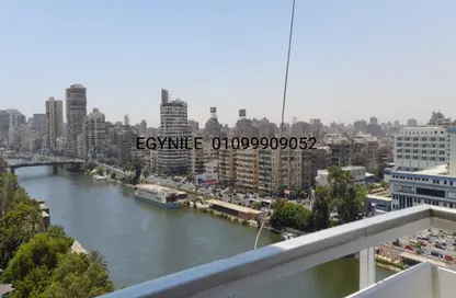 Apartment - 3 Bedrooms - 3 Bathrooms for rent in Al Kamel Mohamed St. - Zamalek - Cairo