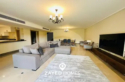 Apartment - 3 Bedrooms - 3 Bathrooms for rent in New Giza - Cairo Alexandria Desert Road - 6 October City - Giza