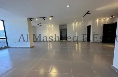 Office Space - Studio - 2 Bathrooms for rent in Rayhanah Plaza - Zahraa El Maadi - Hay El Maadi - Cairo