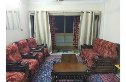 Apartment - 3 Bedrooms - 1 Bathroom for rent in Al Nasr Road - 6th Zone - Nasr City - Cairo