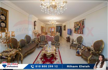 Apartment - 3 Bedrooms - 2 Bathrooms for sale in Fahmy Wisa St. - Laurent - Hay Sharq - Alexandria