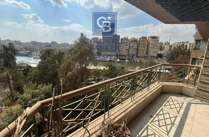 Apartment - 4 Bedrooms - 4 Bathrooms for sale in Al Saleh Ayoub St. - Zamalek - Cairo