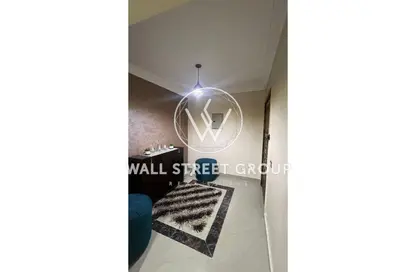 Apartment - 3 Bedrooms - 2 Bathrooms for sale in Dr Mohammed Al Nabawi Al Mohandes St. - Al Hadiqah Al Dawliyah - 7th District - Nasr City - Cairo