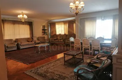 Apartment - 3 Bedrooms - 2 Bathrooms for rent in Abdel Salam Aref St. - Laurent - Hay Sharq - Alexandria