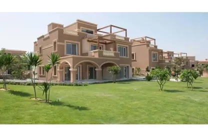 Villa - 5 Bedrooms - 4 Bathrooms for sale in Royal Maxim - 5th Settlement Compounds - The 5th Settlement - New Cairo City - Cairo