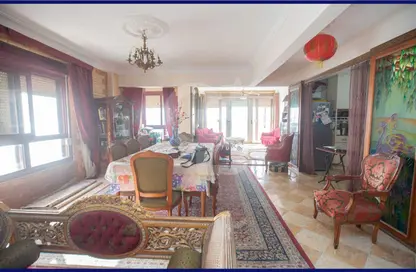 Apartment - 2 Bedrooms - 2 Bathrooms for sale in Al Geish Road - Glim - Hay Sharq - Alexandria