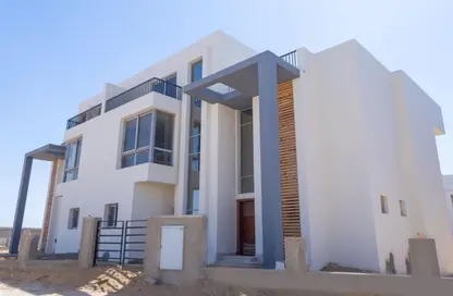 Villa - 4 Bedrooms - 5 Bathrooms for sale in Etapa - Sheikh Zayed Compounds - Sheikh Zayed City - Giza