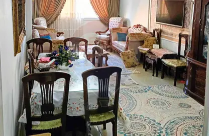 Apartment - 3 Bedrooms - 1 Bathroom for sale in Bolkly - Hay Sharq - Alexandria