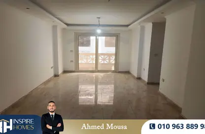 Apartment - 3 Bedrooms - 2 Bathrooms for rent in Smouha - Hay Sharq - Alexandria