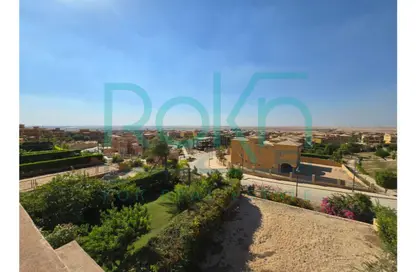 Villa - 4 Bedrooms - 4 Bathrooms for sale in Royal Meadows - Sheikh Zayed Compounds - Sheikh Zayed City - Giza