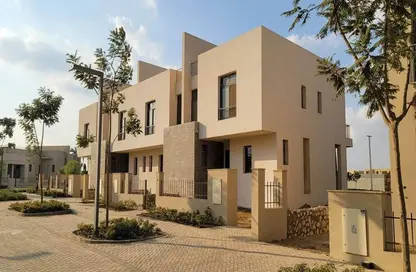 Townhouse - 4 Bedrooms - 5 Bathrooms for sale in O West - 6 October Compounds - 6 October City - Giza