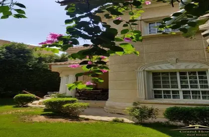 Villa - 4 Bedrooms - 4 Bathrooms for rent in Beverly Hills Road - 17th District - Sheikh Zayed City - Giza