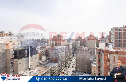 Apartment - 4 Bedrooms - 2 Bathrooms for sale in Gamal Abdel Nasser Road - Sidi Beshr - Hay Awal El Montazah - Alexandria