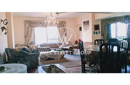 Apartment - 4 Bedrooms - 2 Bathrooms for sale in Al Sayed Al Marghany St. - Almazah - Heliopolis - Masr El Gedida - Cairo