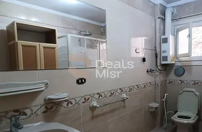 Apartment - 3 Bedrooms - 1 Bathroom for sale in 14th of May Bridge - Smouha - Hay Sharq - Alexandria