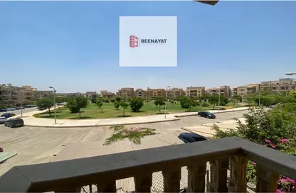 Apartment - 4 Bedrooms - 3 Bathrooms for sale in Area G - Ganoob El Acadimia - New Cairo City - Cairo