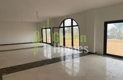 Villa - 5 Bedrooms - 5 Bathrooms for sale in Levana - Uptown Cairo - Mokattam - Cairo